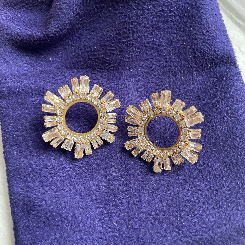 Elegant Gold and Silver Sunburst Earrings (NOT GOLD)